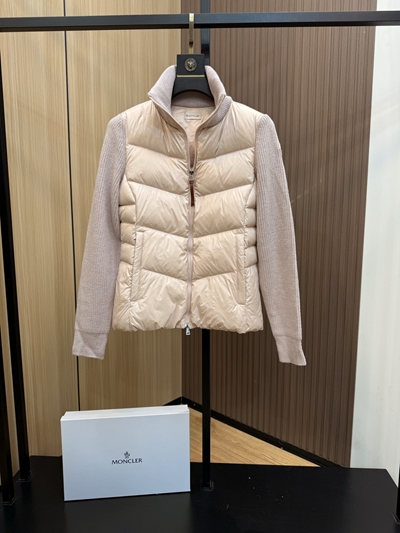 ハイクオリティダウンジャケット素材ディテール